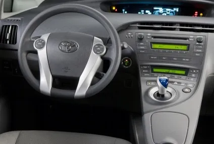Відгуки про автомобілі toyota 1 (Toyota Prius Premium) Відгуки про автомобілі toyota 1