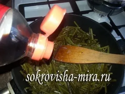 Папороть збираємо, солимо, готуємо