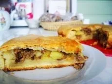 Пиріг з фаршем і картоплею (пиріг) Пиріг з фаршем і картоплею