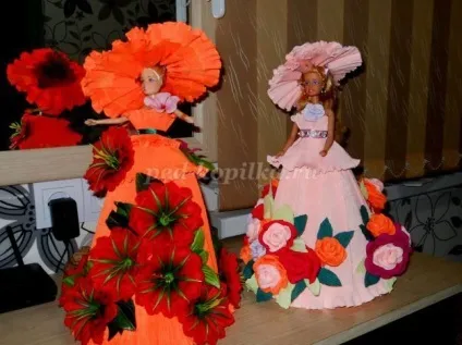Сукня для ляльки з креповой (гофрованої) паперу своїми руками (креповой) Сукня для ляльки з креповой (гофрованої) паперу своїми руками