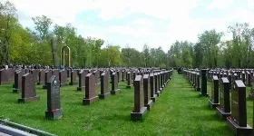 Чому не можна ходити на цвинтар в середу, нашептала (чому) Чому не можна ходити на цвинтар в середу, нашептала