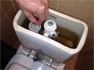 Чому після змиву тече унітаз, можливі причини течі і рішення (змиву) Чому після змиву тече унітаз, можливі причини течі і рішення