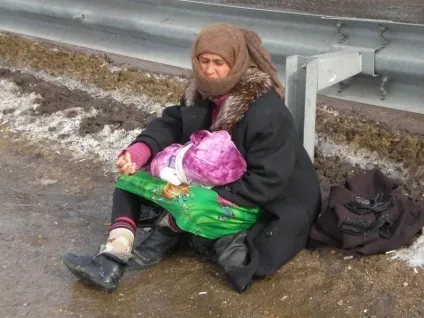 Чому дитина завжди спить на руках у жебраків незручна правда ...