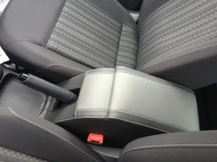 Підлокітник на renault duster - вибір і установка (установка) Підлокітник на renault duster - вибір і установка