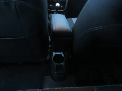 Підлокітник на renault duster - вибір і установка (duster) Підлокітник на renault duster - вибір і установка