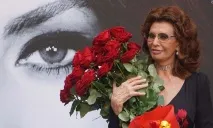 Софі Лорен опублікувала свою нову фотосесію софі