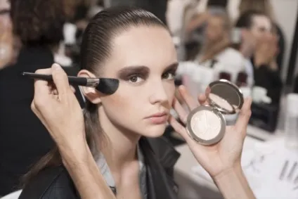 Пудра dior відгуки про нові матирующих засобах diorskin nude air luminizer і diorskin forever (dior) Пудра dior відгуки про нові матирующих засобах diorskin nude air luminizer і diorskin forever