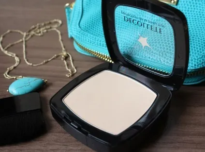 Пудра Летуаль selection decollete perfection de peau nue