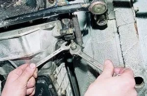 Регулювання зчеплення ваз-2107 своїми руками покрокова відеоінструкція (ваз-2107) Регулювання зчеплення ваз-2107 своїми руками покрокова відеоінструкція