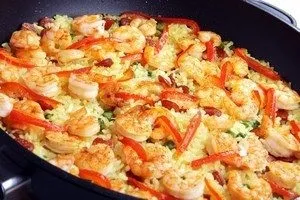 Рецепт паелью з куркою, морепродуктами і креветками (паелья рецепт морепродукти класичний курка креветки мультиварка іспанська) Рецепт паелью з куркою, морепродуктами і креветками