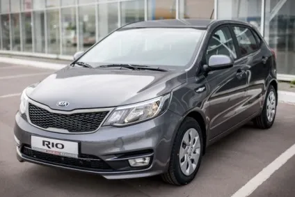 Renault logan або kia rio - що краще найбільш помітні відмінності - твій гід в світі машин (стоїть) Renault logan або kia rio - що краще найбільш помітні відмінності - твій гід в світі машин