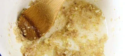Різотто з куркою і грибами - рецепт з фото крок за кроком