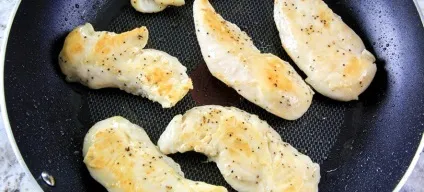 Різотто з куркою і грибами - рецепт з фото крок за кроком