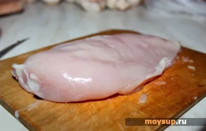 Салат з куркою, печерицями та сиром - що може бути смачніше (куркою) Салат з куркою, печерицями та сиром - що може бути смачніше