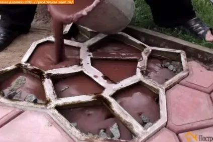 Садові доріжки своїми руками з підручних матеріалів, фото і дизайн (своїми) Садові доріжки своїми руками з підручних матеріалів, фото і дизайн