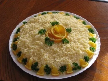Салати з копченою куркою і корейської морквою (корейської) Салати з копченою куркою і корейської морквою