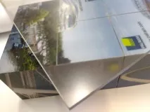 Порівняння скла та полікарбонату скла