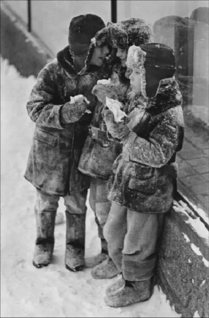 Щасливе дитинство 35 атмосферних фотографій радянських дітей (дитинство) Щасливе дитинство 35 атмосферних фотографій радянських дітей