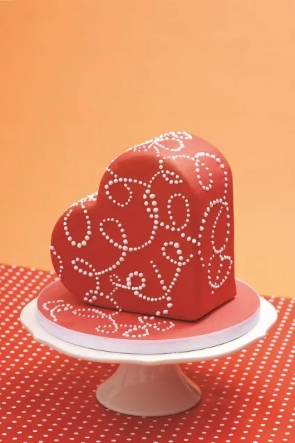 Серце з мастики