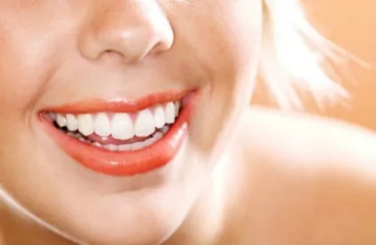 Системи експрес відбілювання зубів white smile, brillante smile та інші