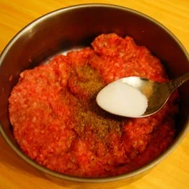 Скільки смажити чебуреки на сковороді (хвилини кожного боку) Скільки смажити чебуреки на сковороді