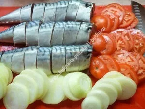 Скумбрія запечена в духовці з овочами (дуже смачна запечена скумбрія) Скумбрія запечена в духовці з овочами