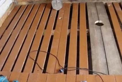 Злив води під баню