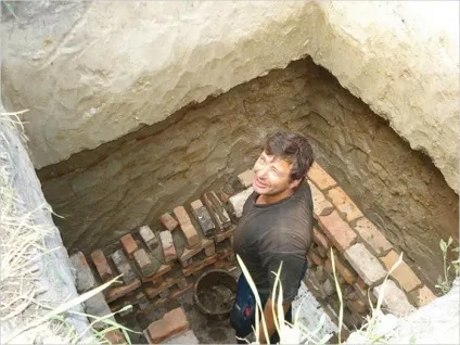 Злив води під баню