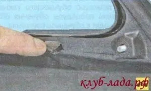 Зняття і установка грати радіатора гранти