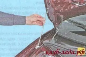 Зняття і установка грати радіатора гранти