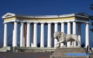 Сонник автобус, тлумачення сну автобус, до чого сниться і що означає сон, в якому наснилося