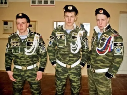 Чи варто йти в армію