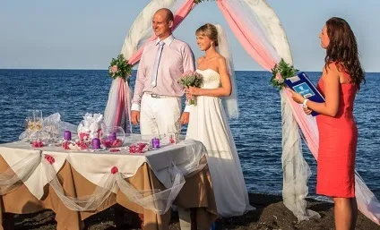 Весілля на Санторіні ціни, фото, відгуки, варіанти проведення (весілля на Санторіні) Весілля на Санторіні ціни, фото, відгуки, варіанти проведення