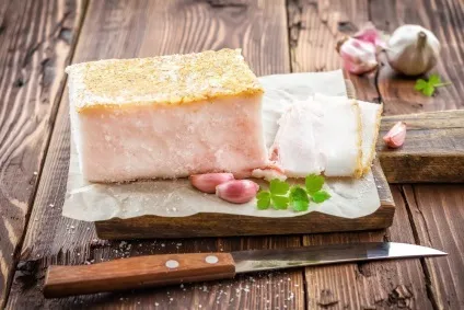 Свиняче сало шкідливо або корисно (медицина про мене) Свиняче сало шкідливо або корисно