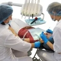 Стоматологічна клініка Доктор Зубоф м стоматологічна
