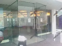 Скляна вхідна група вхідна