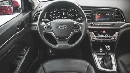 Тест-драйв нової hyundai elantra (нові авто) Тест-драйв нової hyundai elantra