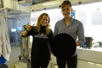 Темніше чорного vantablack - матеріал майбутнього - високотехнологічні і просунуті новини на (майбутнього) Темніше чорного vantablack - матеріал майбутнього - високотехнологічні і просунуті новини на