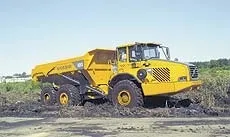 Типи самоскидів, що застосовуються в кар'єрах (самоскидів) Типи самоскидів, що застосовуються в кар'єрах