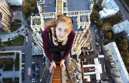 Те, на що готова піти ця дівчина заради успіху в соцмережах, приголомшує