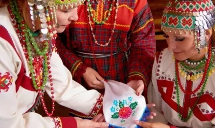 Традиції чуваської весілля - обряди і ритуали, народні костюми молодят, фото і відео (фото) Традиції чуваської весілля - обряди і ритуали, народні костюми молодят, фото і відео