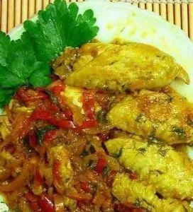 Тушкована курка з овочами в мультиварці 1