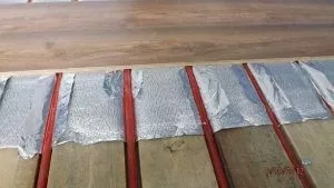 Утеплювач під ламінат на бетонну підлогу види і укладання (укладання) Утеплювач під ламінат на бетонну підлогу види і укладання
