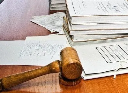 Звільнення медичних працівників
