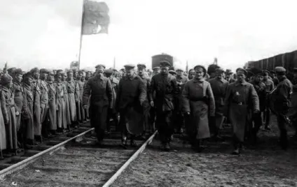 У чому основні причини перемоги червоних (червоних) У чому основні причини перемоги червоних