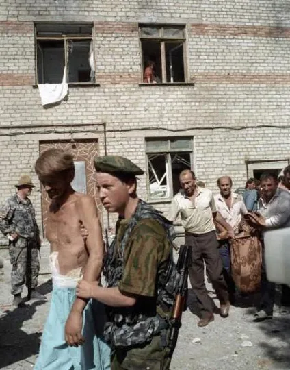 В якому році стався теракт в Будьонівську (стався) В якому році стався теракт в Будьонівську