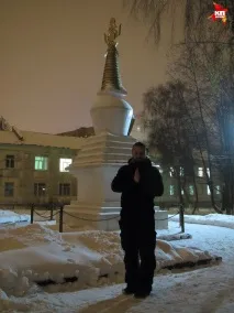 В Іжевську соліст гурту «Пілот» Ілля Чорт знайшов буддистський центр і пив «хреновуху» соліст