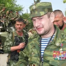тікали