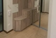 Вбудована шафа в передпокій фото дизайн ідеї зробити в коридорі двері, маленькі кухні в квартирі (передпокій) Вбудована шафа в передпокій фото дизайн ідеї зробити в коридорі двері, маленькі кухні в квартирі