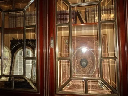 Ялта массандровский палац фото адресу як дістатися з Ялти, подорож у світ природи (массандровский палац адреса) Ялта массандровский палац фото адресу як дістатися з Ялти, подорож у світ природи